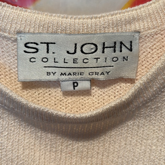 St. John Collection Tank - Picture 2 of 3